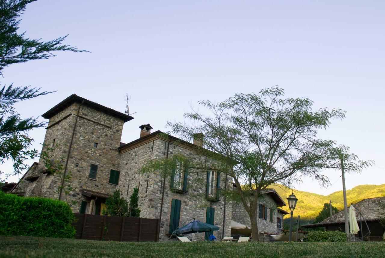 La Torretta Bobbio Bed and Breakfast Exteriör bild